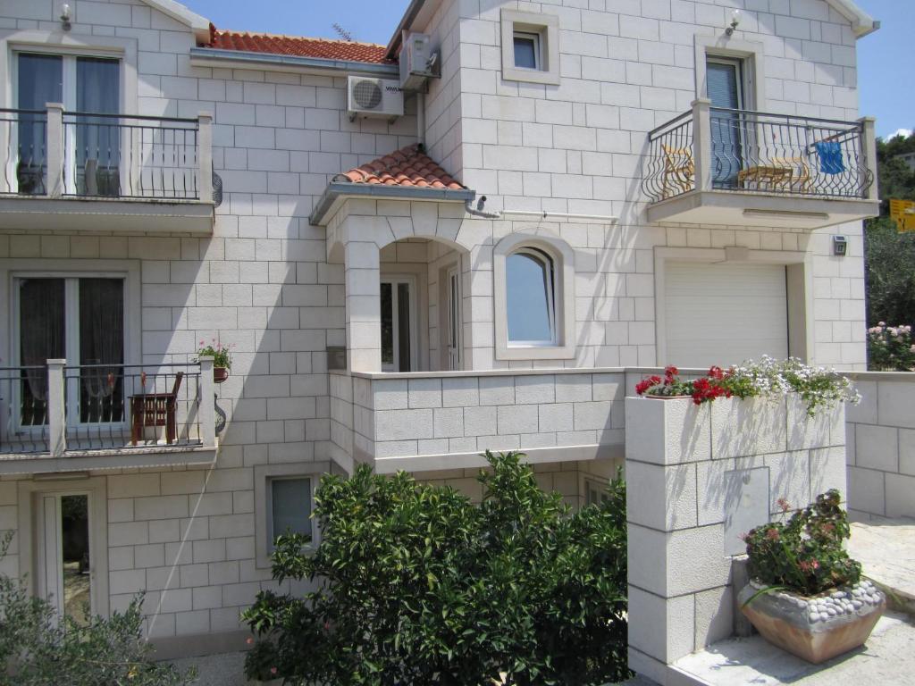 Nives Apartment