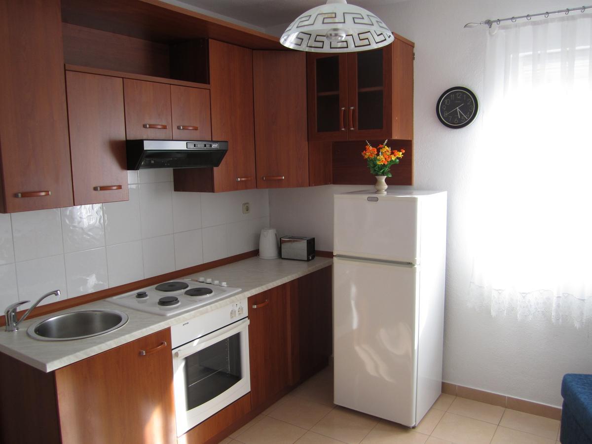 Apartment Nives *